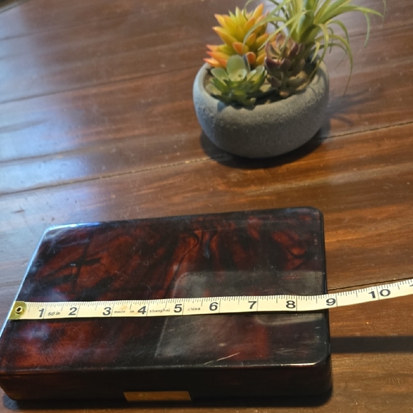 Elegant Brown and Gold Clutch - Picture 9 of 10